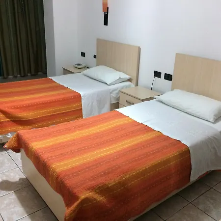 Eder Hotell 2*